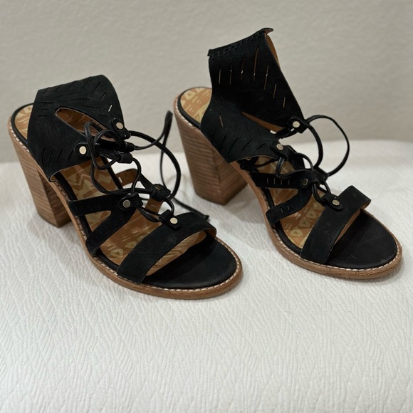 Dolce Vita Luci Black Ghillie Lace Up Stacked Heel - Picture 5 of 5